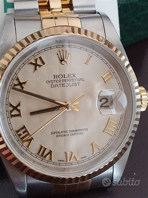 Vendesi Rolex Datejust 16233NR per 5.563 